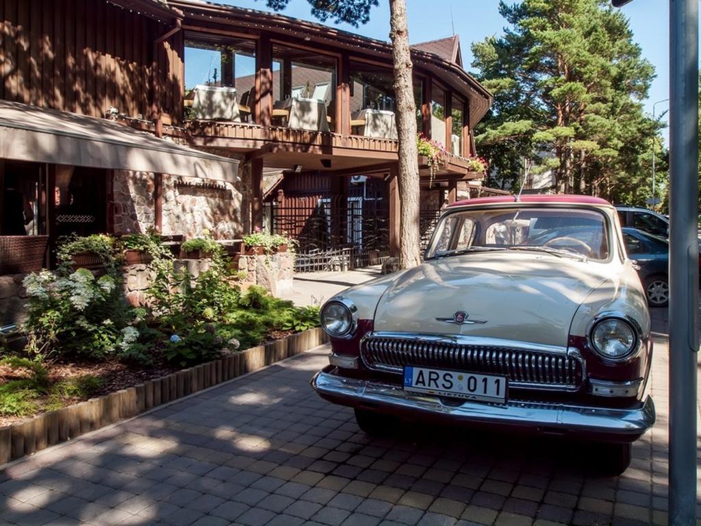 Hotel Pusu Paunksneje Palanga Exterior photo